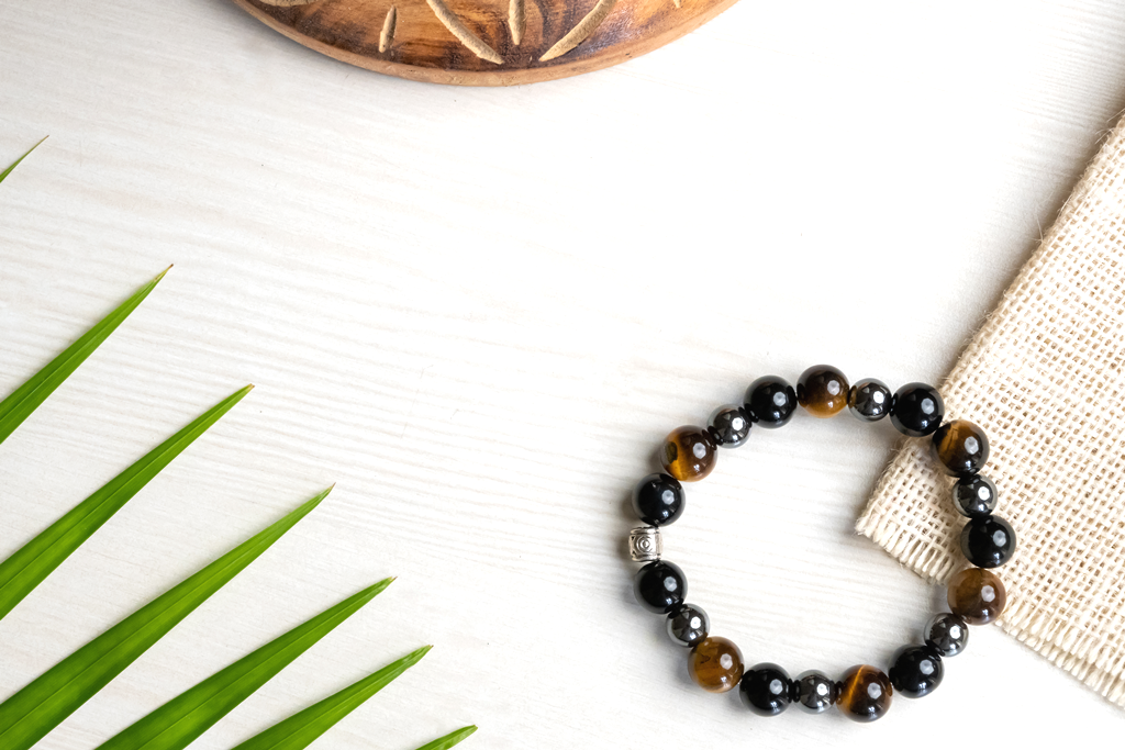 BLACK OBSIDIAN, TIGER EYE AND HEMATITE BRACELET FOR CLEANSING, CLARITY, STRONG MIND, GROUNDING AND BETTER HEALTH