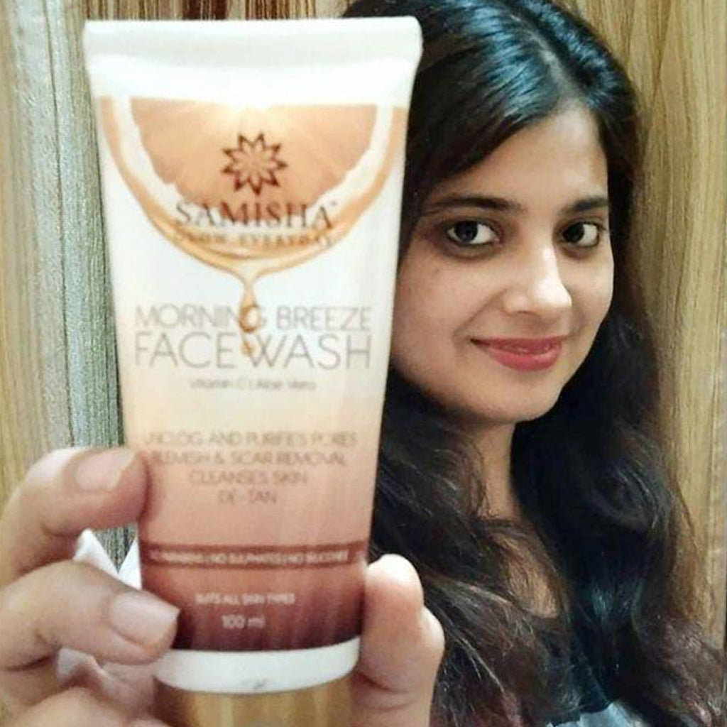 Beauty Skin Care Routine CTM (Cleansing, Toning, Moisturizing)