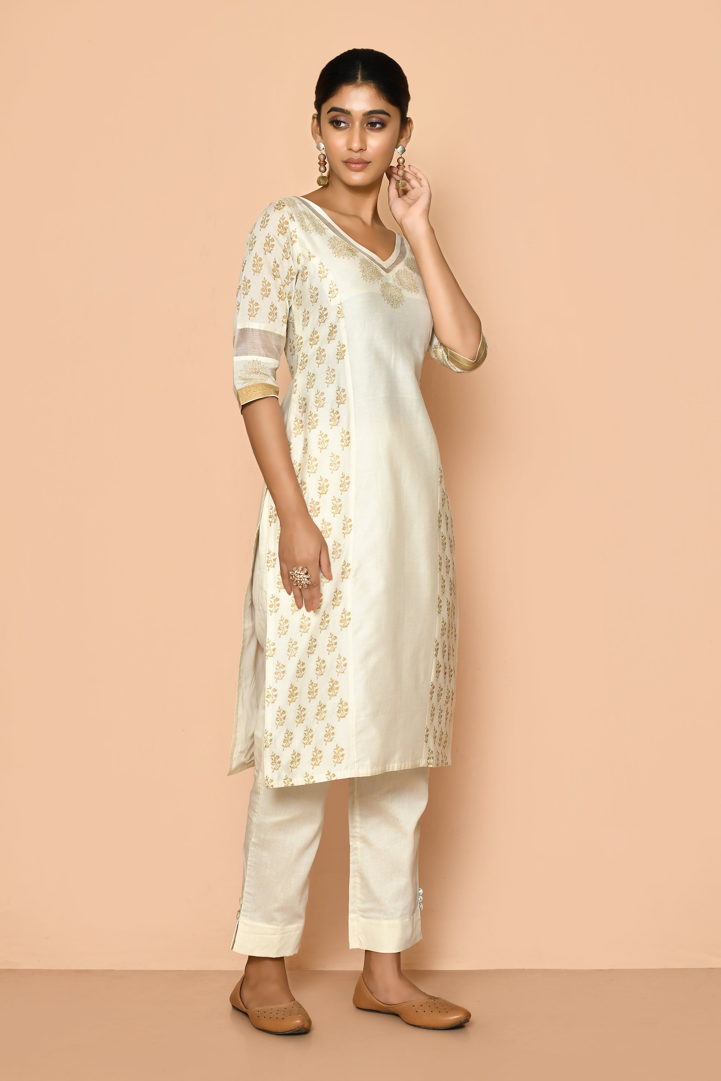 Ayoola pearl handloom Maheshwari silk kurta set