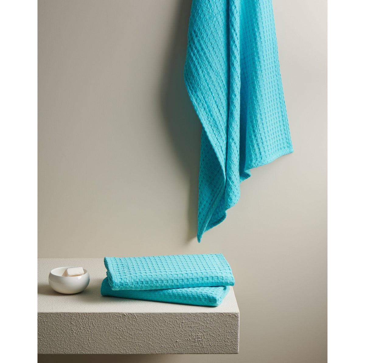 Pebble Textured Waffle Bath Towel-Aqua