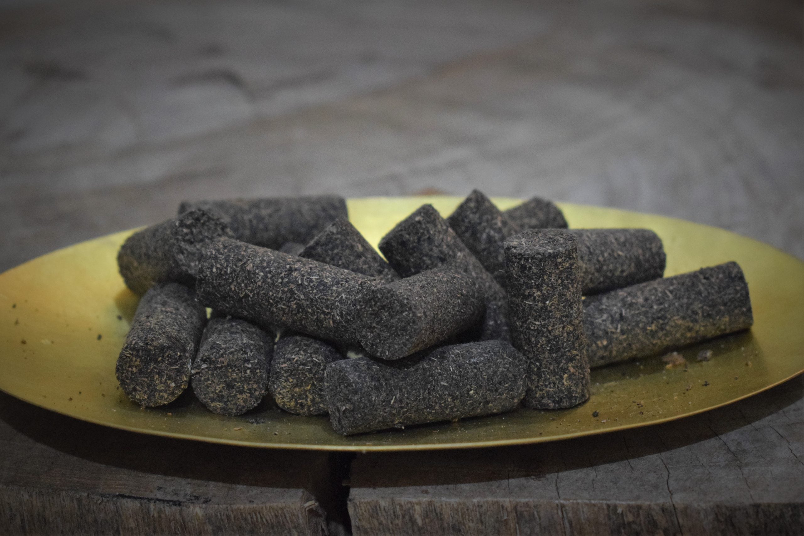 Natural Vedic Sambrani  Pooja Deluxe  16 pcs