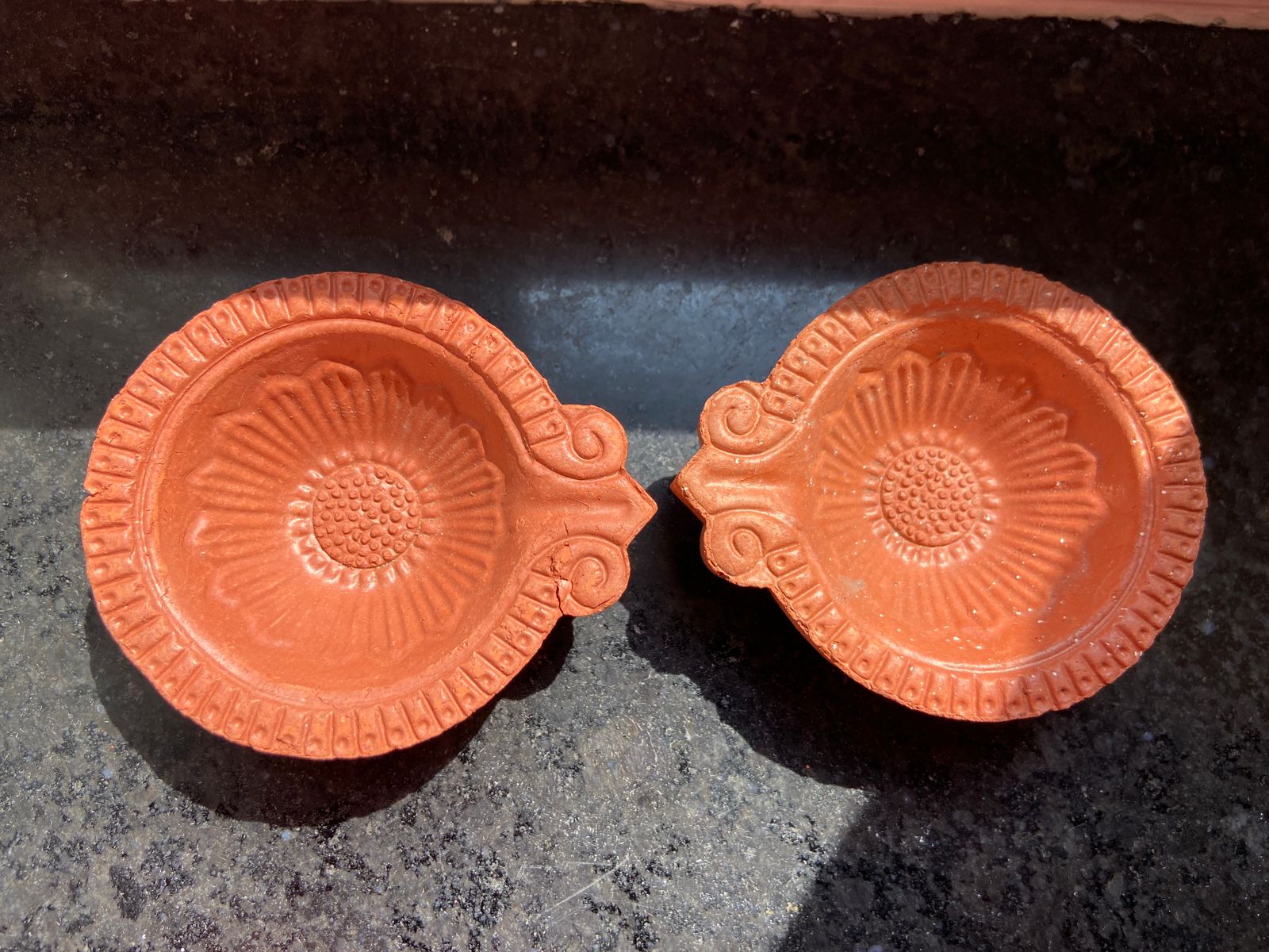 Terracotta Earthy Diya (set of 2)